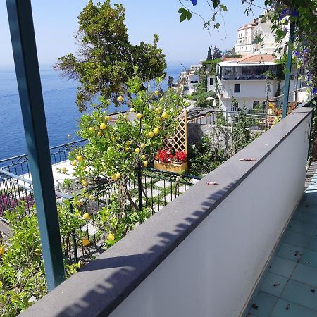 Amalfi Blue Flowers A Appartement Buitenkant foto